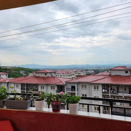 One Bedroom Apartment - Close The City Center! Prishtina 프리슈티나 외부 사진