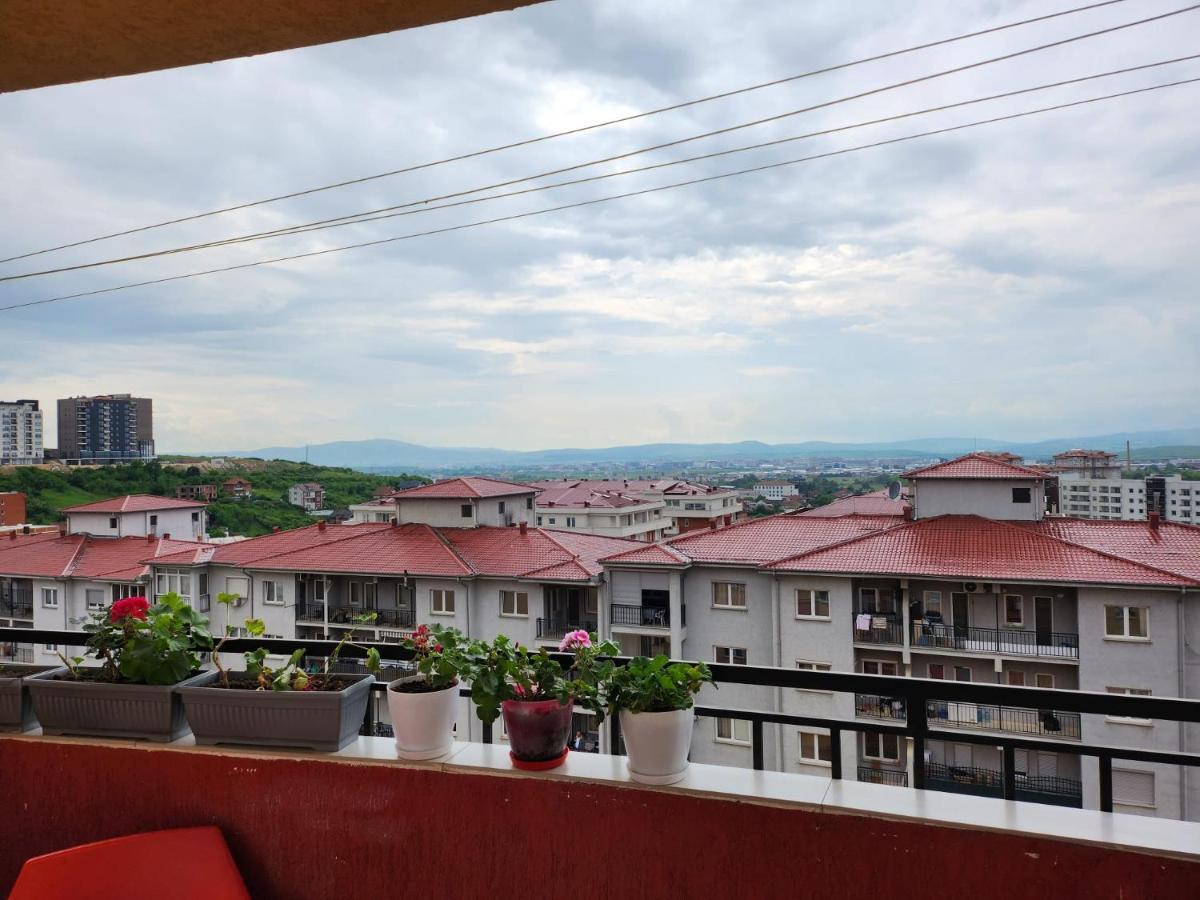 One Bedroom Apartment - Close The City Center! Prishtina 프리슈티나 외부 사진